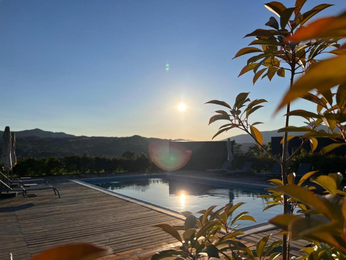 Flandra Glamping Hotel กอร์เบนี ภายนอก รูปภาพ