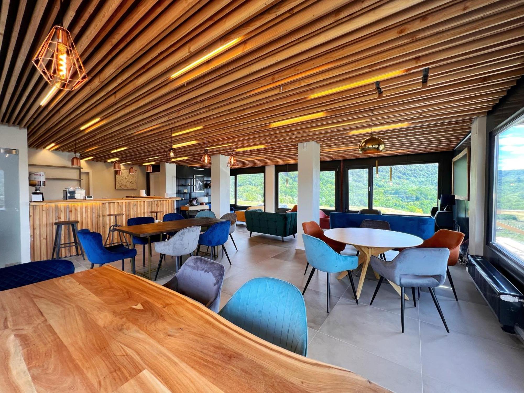 Flandra Glamping Hotel กอร์เบนี ภายนอก รูปภาพ