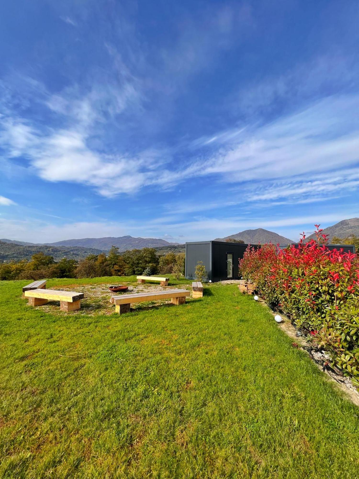 Flandra Glamping Hotel กอร์เบนี ภายนอก รูปภาพ