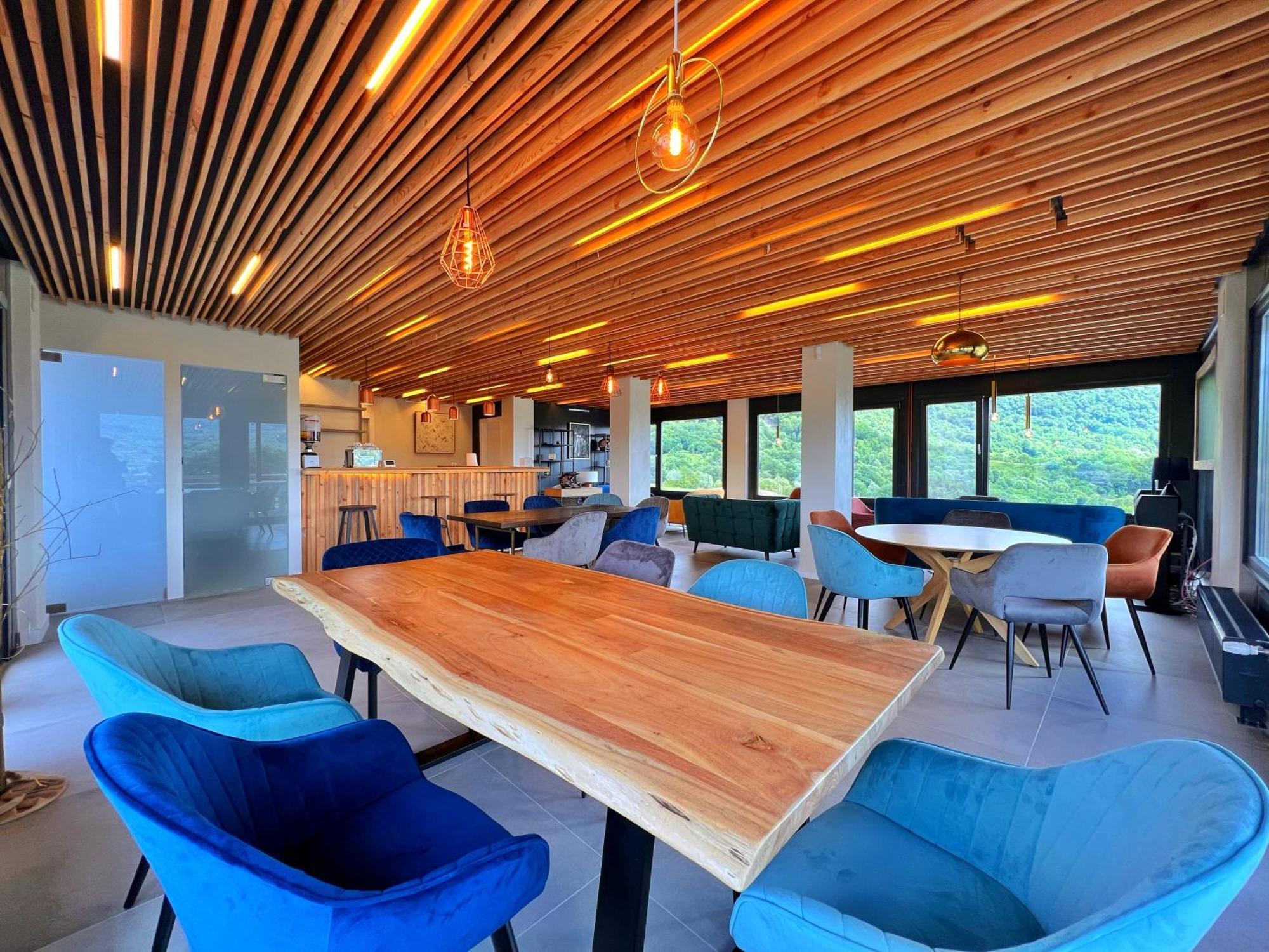 Flandra Glamping Hotel กอร์เบนี ภายนอก รูปภาพ